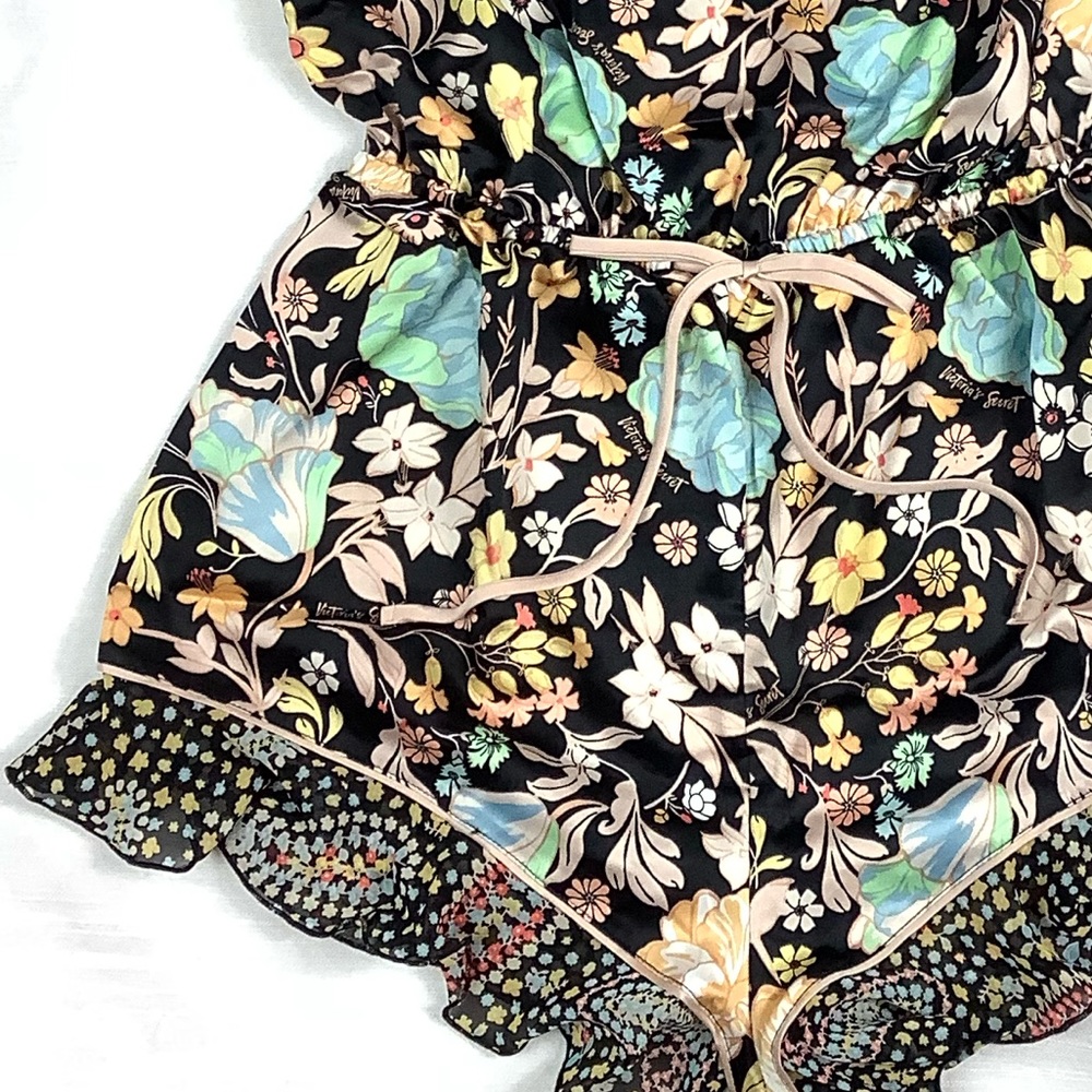New Victoria’s Secret Flounce Romper Sz Small - Picture 4 of 8